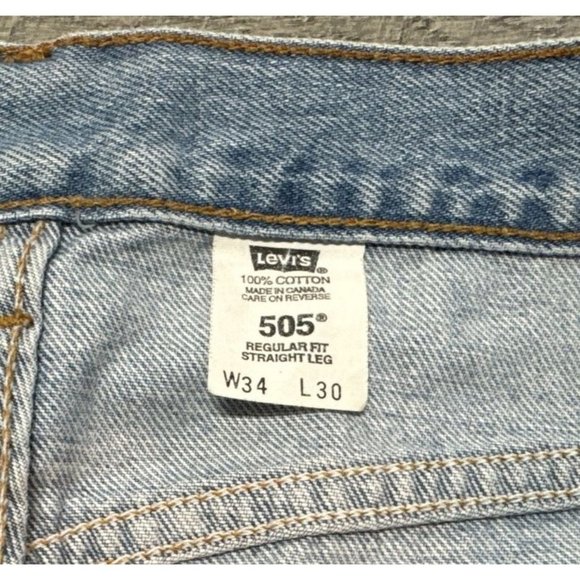 Vintage Levis 505 Jeans Mens 34x30 Blue Denim Stonewashed Straight Leg Light Y2K - Picture 4 of 8
